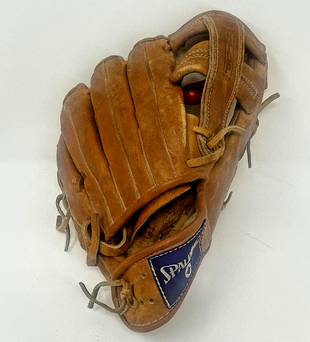 Vintage Spalding Playmaker “The Ace” Baseball Glove Dwight Goodwin Model 42-661